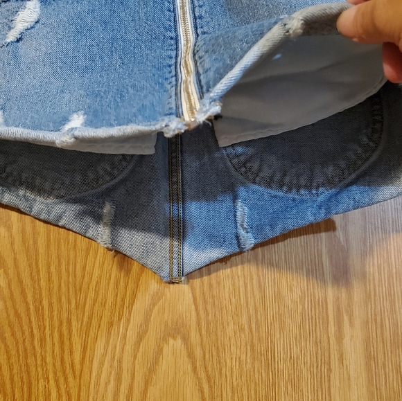 Carmar Beatrice distressed zip front denim skirt - Picture 7 of 12